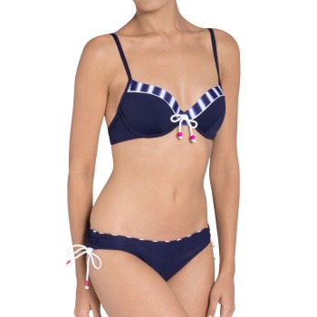 Triumph Sand and Sea CTOWP 02