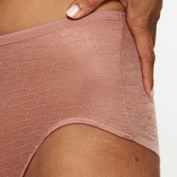 Triumph Signature Sheer Maxi