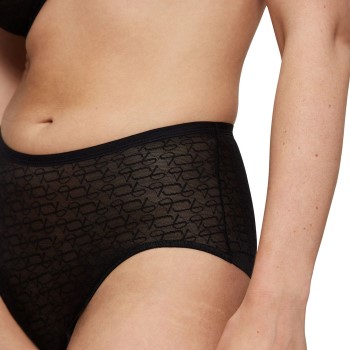Triumph Signature Sheer Maxi