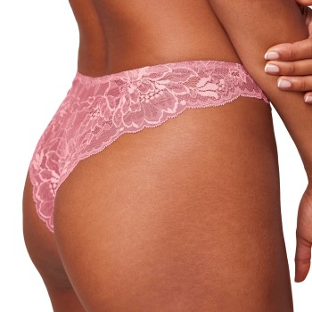 Triumph Amourette Charm T Highleg Brazilian