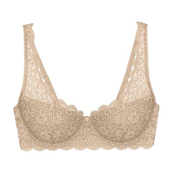 Triumph Amourette Wired Bra With Lace