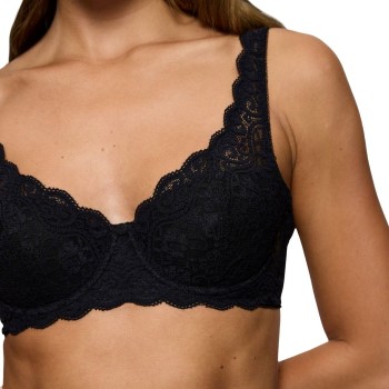 Triumph Amourette Wired Bra With Lace