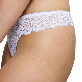 Triumph Amourette String