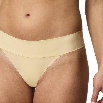 Triumph Body Make-Up Illusion String