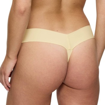 Triumph Body Make-Up Illusion String