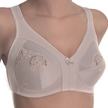 Sassa Classic Soft Bra With Wide Straps