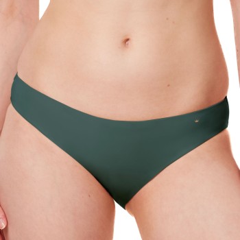 Triumph Body Make-Up Essentials Tai D1